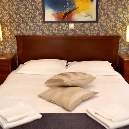 Carrara Bed & Breakfast