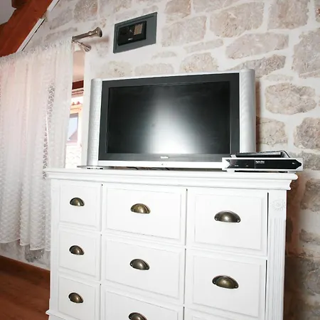 Carrara