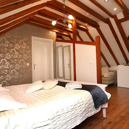 Carrara Bed & Breakfast Trogir