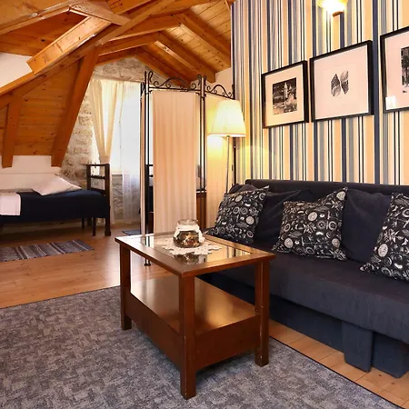 فندق مبيت وإفطار Carrara