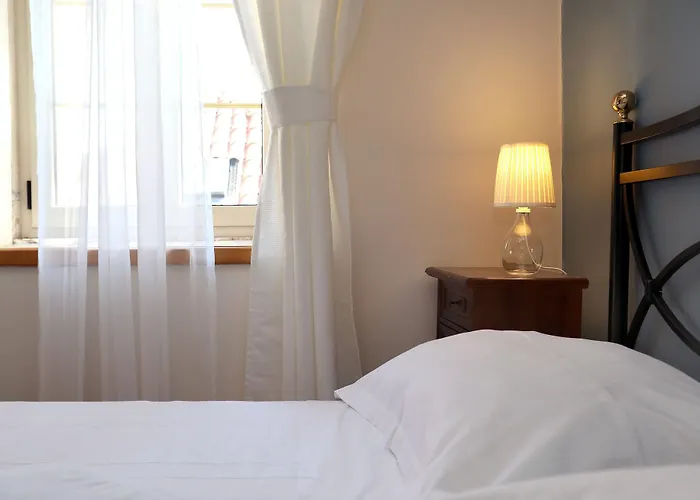 Carrara Bed & Breakfast Traù