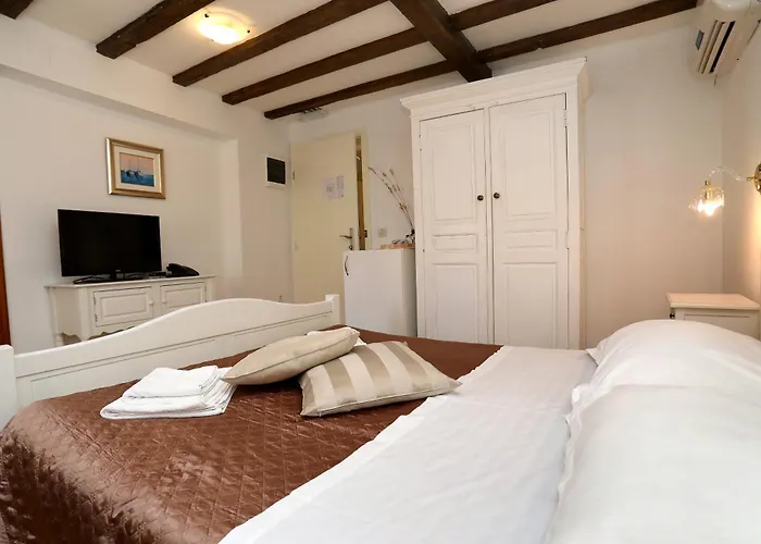 Bed & Breakfast Carrara 3*