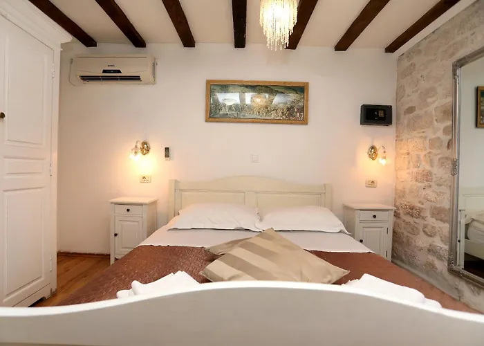 Bed & Breakfast Carrara