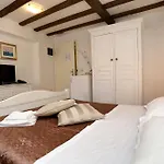 B&B Carrara 3*