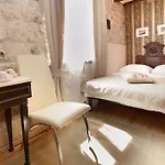 Carrara 3* 트로기르