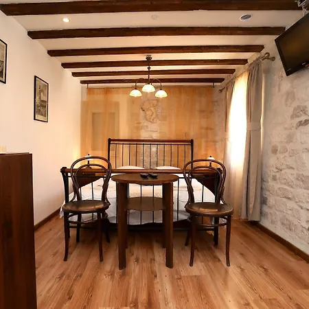 Carrara Bed & Breakfast Trogir
