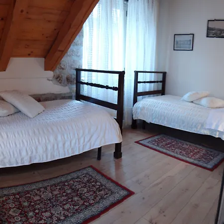 Carrara