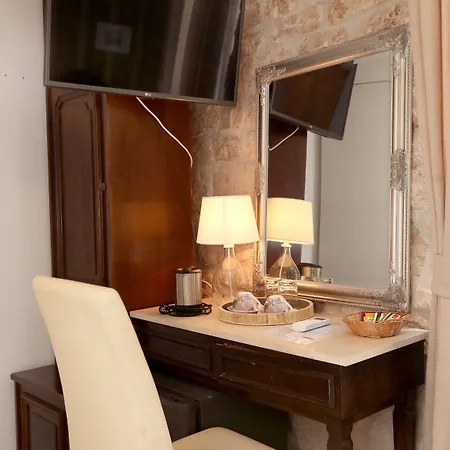 ベッド・アンド・ブレックファスト Carrara トロギール