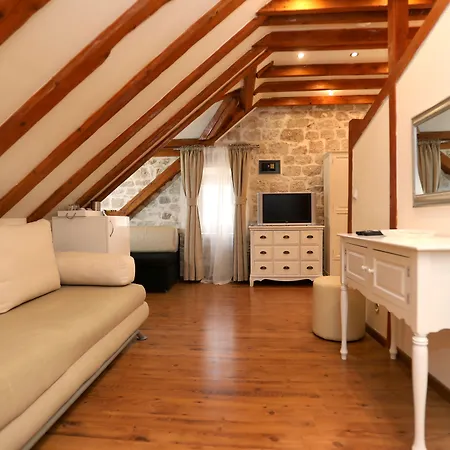 Bed and breakfast Carrara Trogir