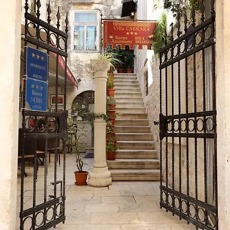 Bed and breakfast Carrara Trogir