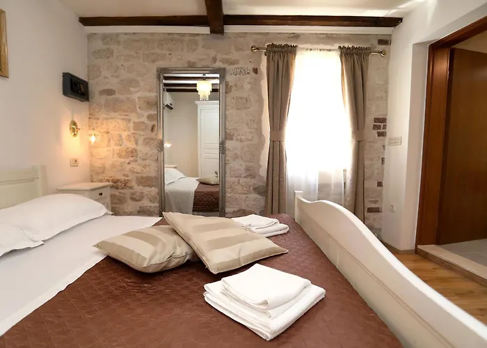 Carrara Отель типа 