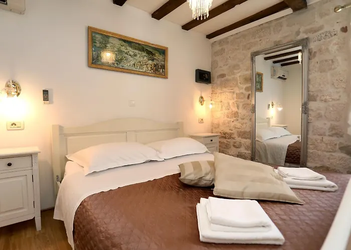 Carrara Трогир