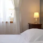 Carrara Panzió Trogir