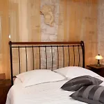Carrara Panzió