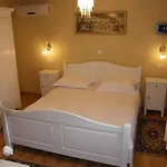 Carrara Trogir