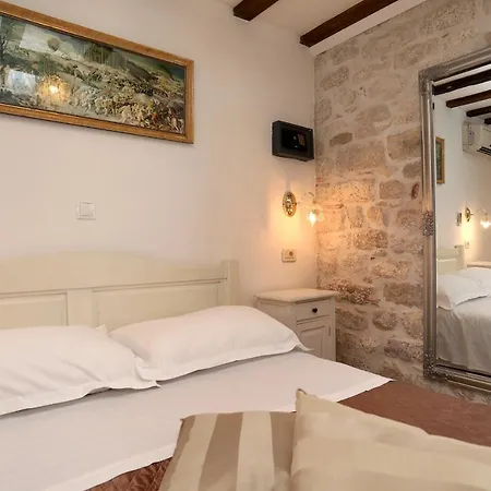 Bed & Breakfast Carrara Trogir