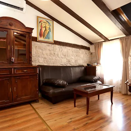 Bed & Breakfast Carrara