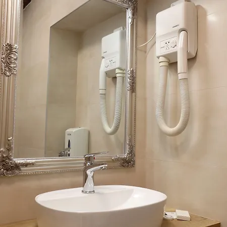 Carrara Bed & Breakfast