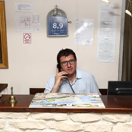Bed & Breakfast Carrara