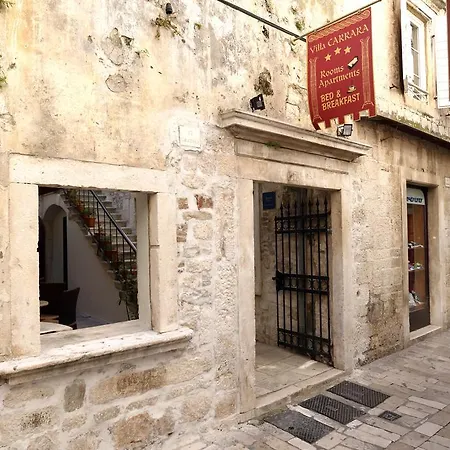 Carrara Trogir