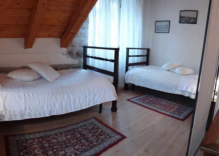 Carrara